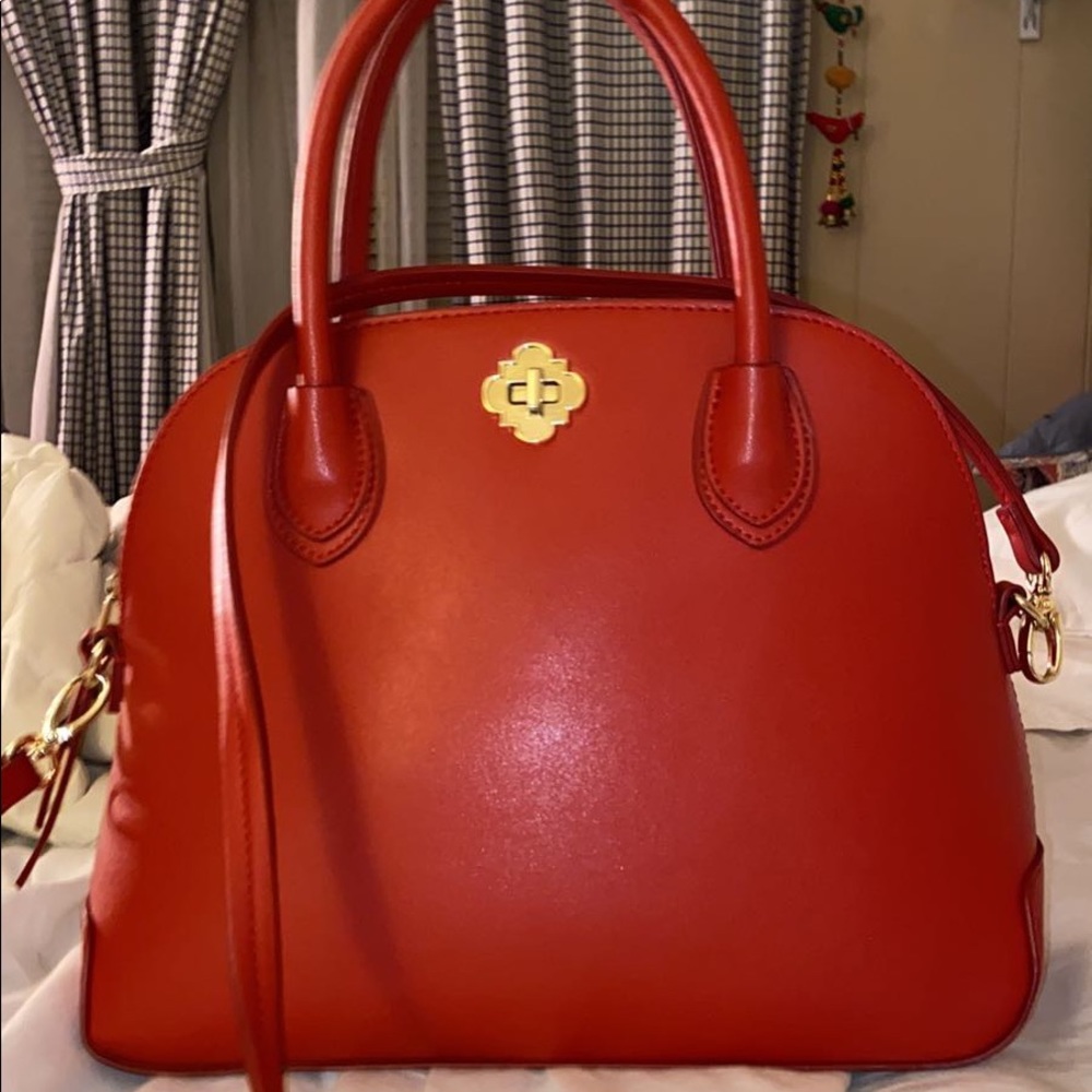 Crown&Ivy purse